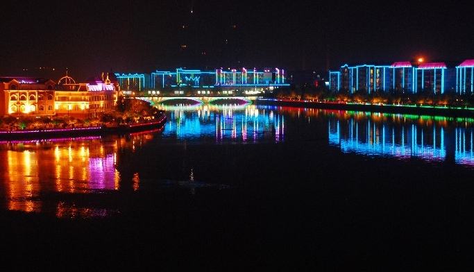 金堂夜景图 美丽的金堂夜色风景图片