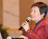 中国第一个国际象棋“世界棋后”谢军来到金堂
